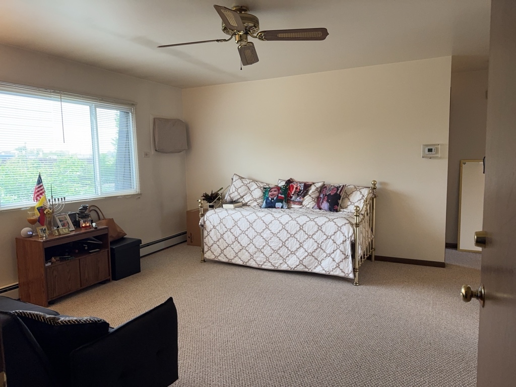 1253 Getzelman Drive, Unit 2N Elgin, IL 60123 - Photo 2 of 12