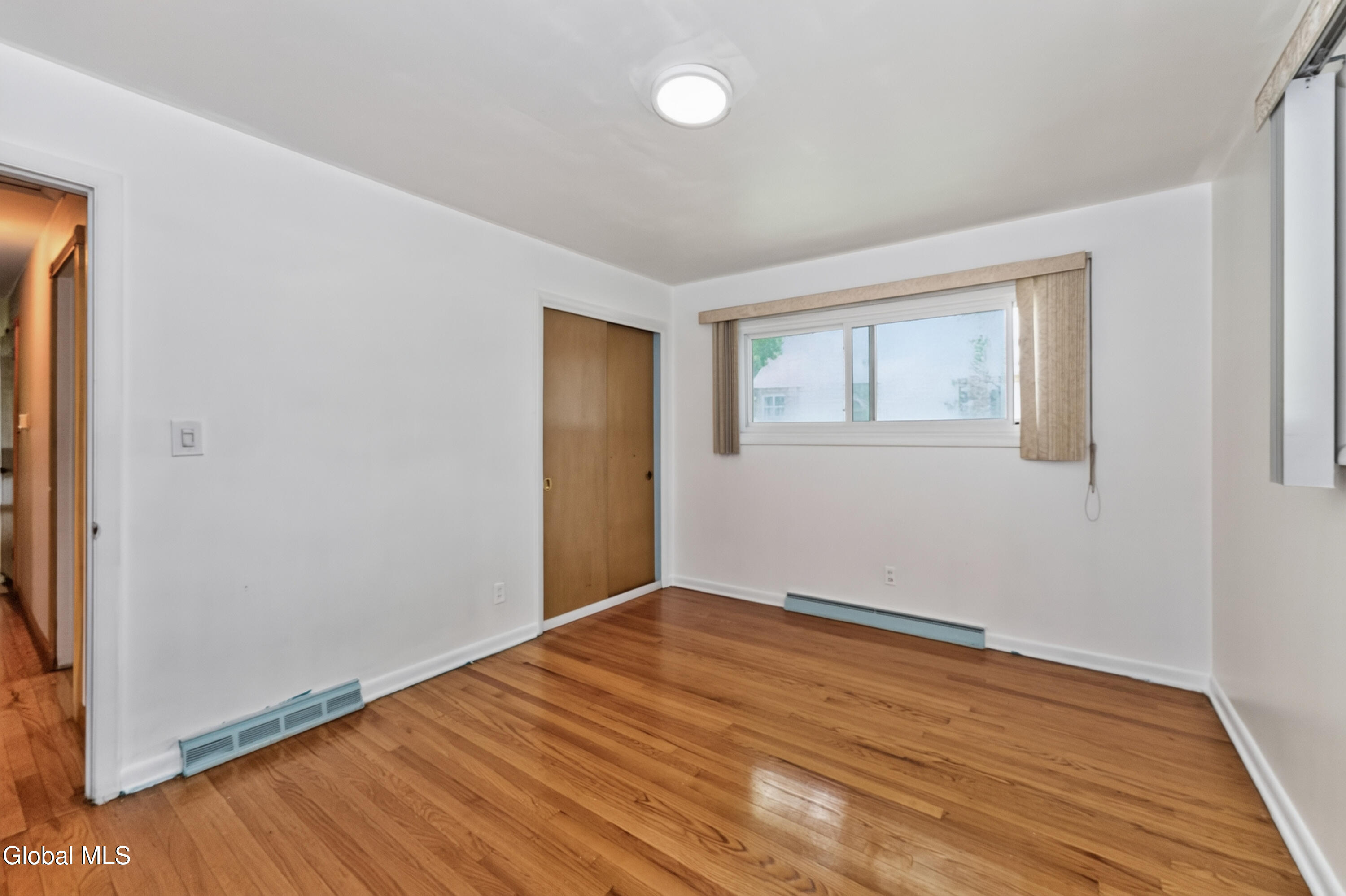 37 Marwill Street Albany, NY 12209 - Photo 22 of 33 5 Bedroom 6