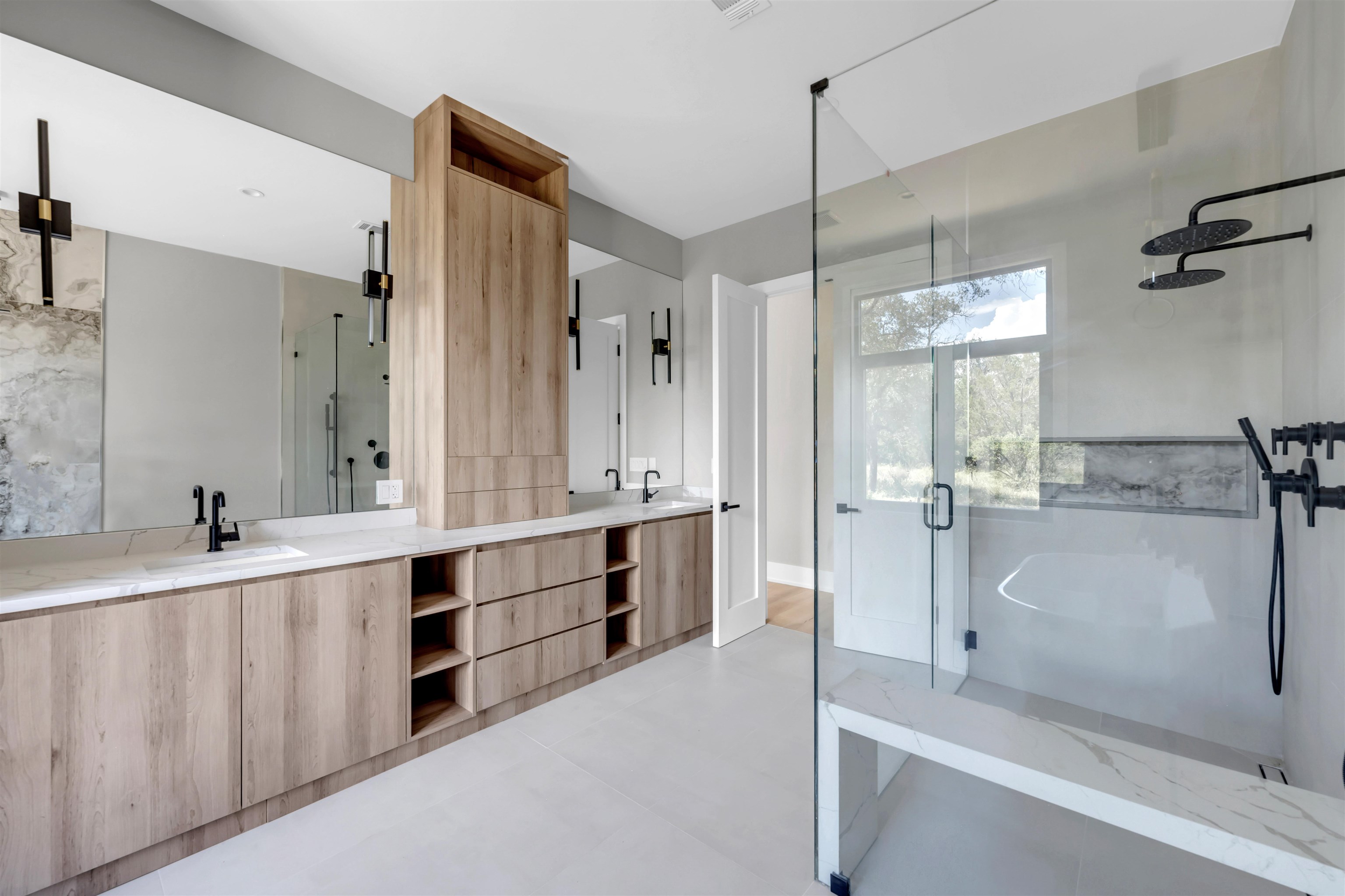 6507 Ranch Road 962 West Round Mountain, TX 78663 - Photo 19 of 28 a bathroom with a tub sink and mirror