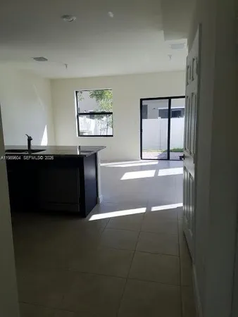 $2,900 | 9205 West 33rd Way, Unit 9205, Hialeah, FL 33018