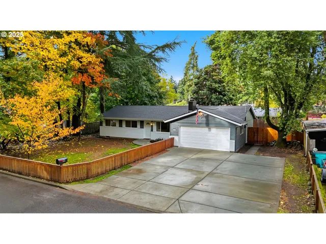 a black and white photo of a house