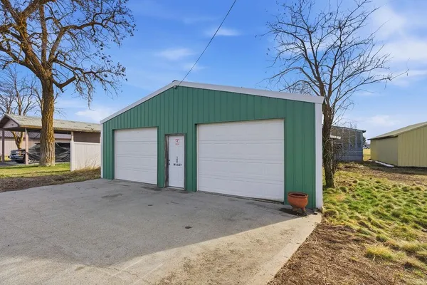 $109,900 | 160 Southwest Creston Avenue, Creston, WA 99117