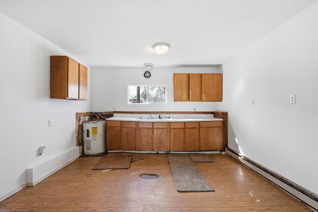 160 Southwest Creston Avenue Creston, WA 99117 - Photo 11 of 31