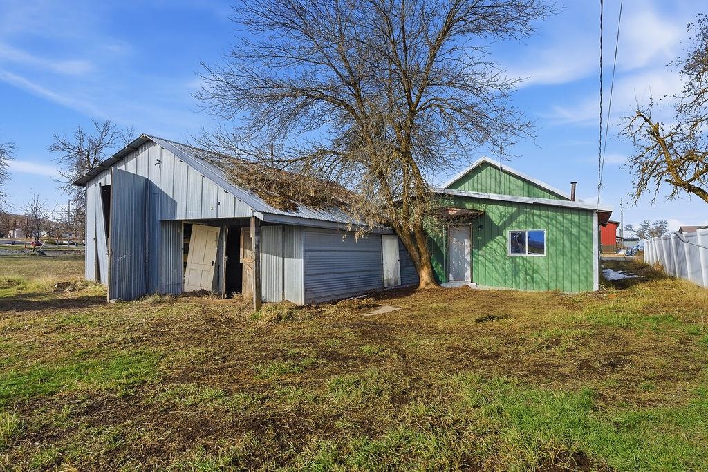 160 Southwest Creston Avenue Creston, WA 99117 - Photo 23 of 31