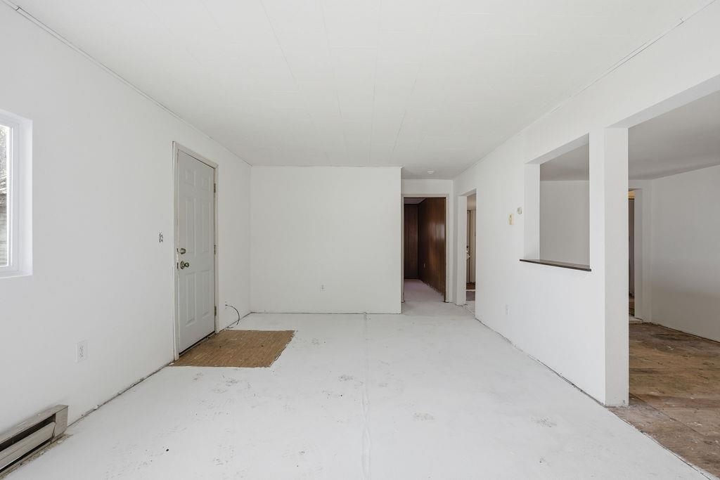 160 Southwest Creston Avenue Creston, WA 99117 - Photo 4 of 31