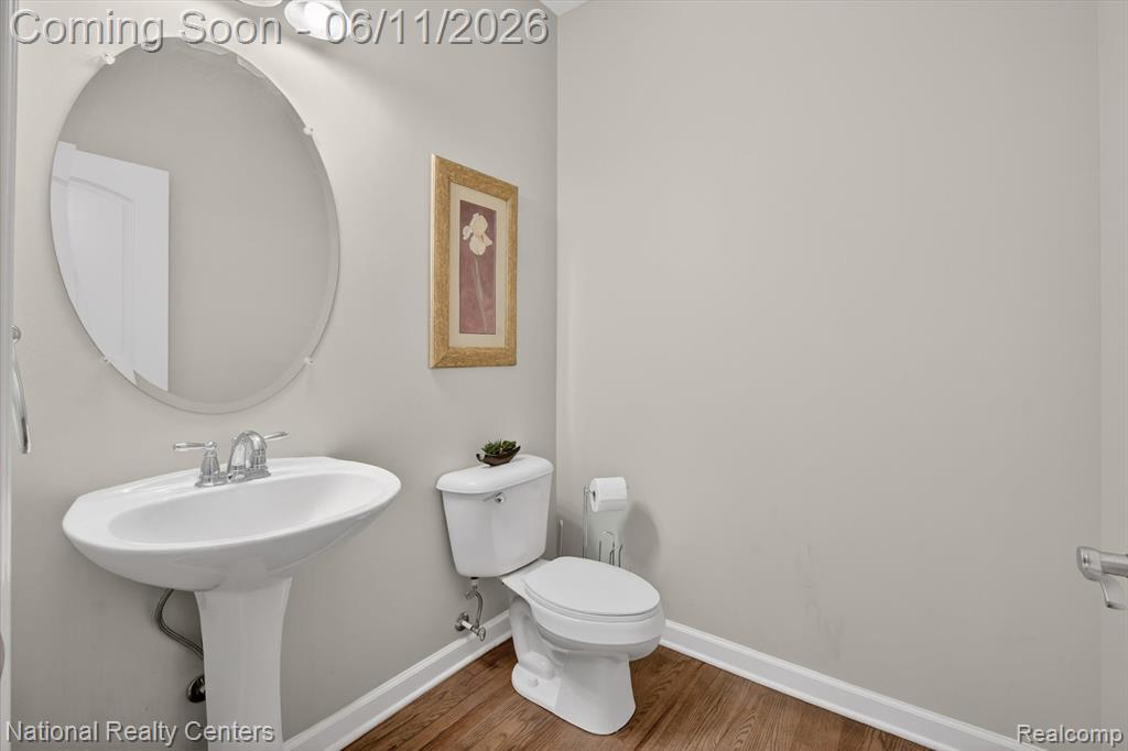 27412 Victoria Road Novi, MI 48374 - Photo 15 of 61