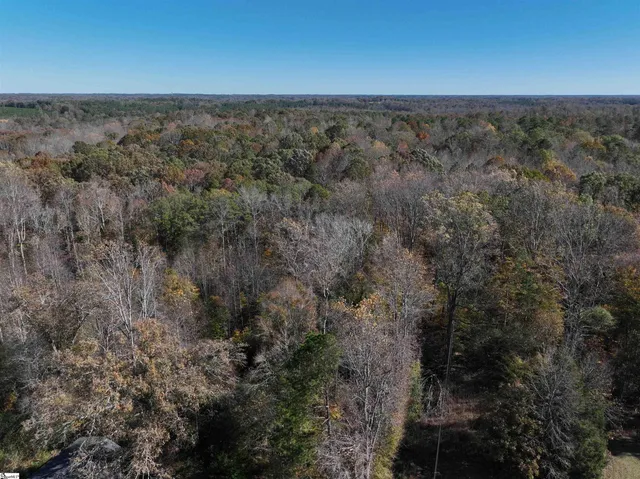 $104,400 | 4 Patterson Drive, Laurens, SC 29360