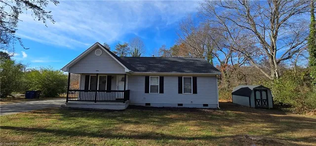 $1,600 | 4146 Carnation Drive, Winston-Salem, NC 27105