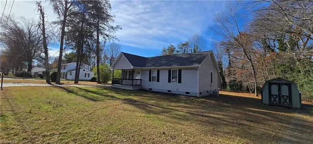 $1,600 | 4146 Carnation Drive, Winston-Salem, NC 27105