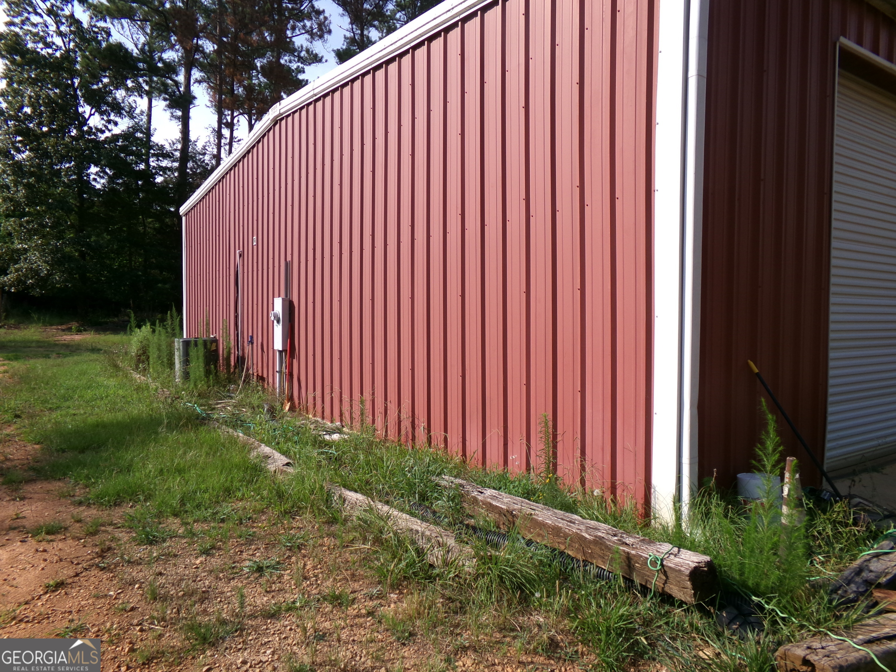35-acres Youth Jersey Road Covington, GA 30014 - Photo 19 of 42 a view of a backyard with a large tree