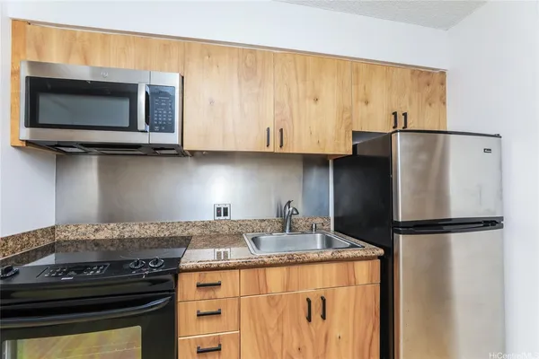 $305,000 | 545 Queen Street, Unit 333, Honolulu, HI 96813