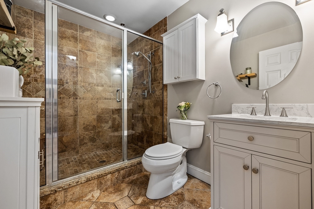 39 I Street, Unit 1 Boston, MA 02127 - Photo 14 of 17