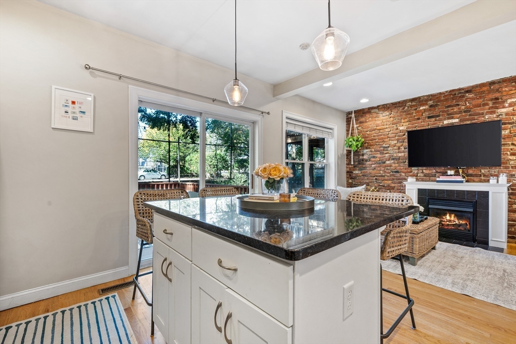 39 I Street, Unit 1 Boston, MA 02127 - Photo 5 of 17