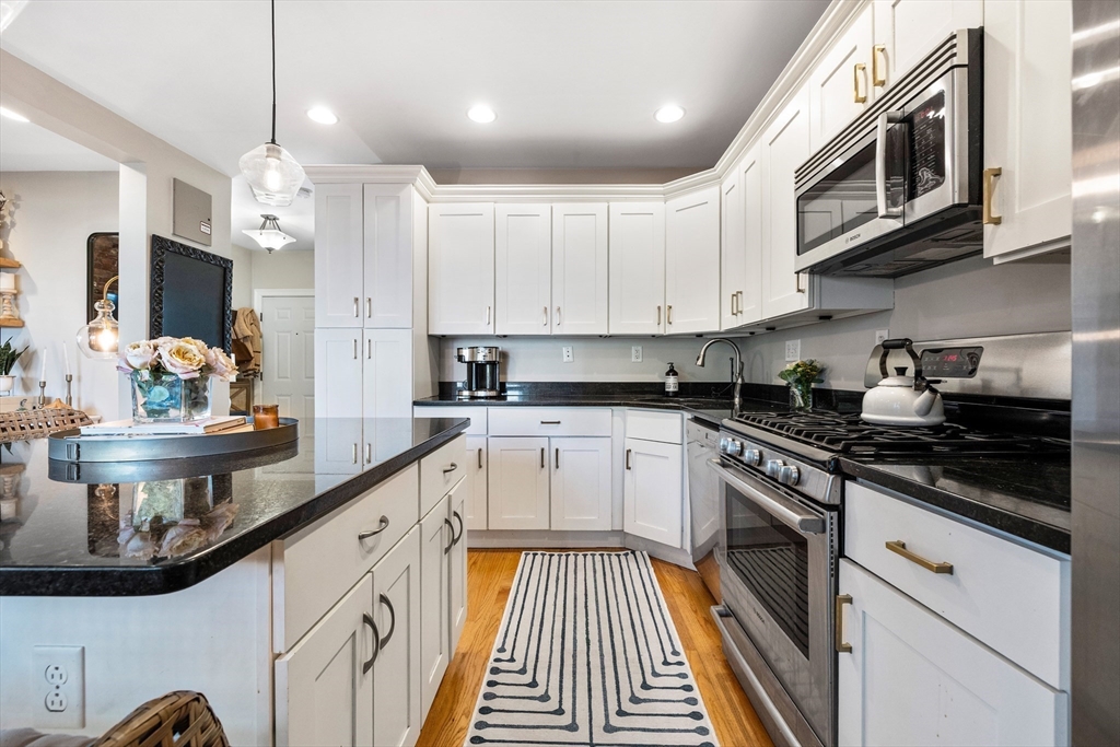 39 I Street, Unit 1 Boston, MA 02127 - Photo 7 of 17