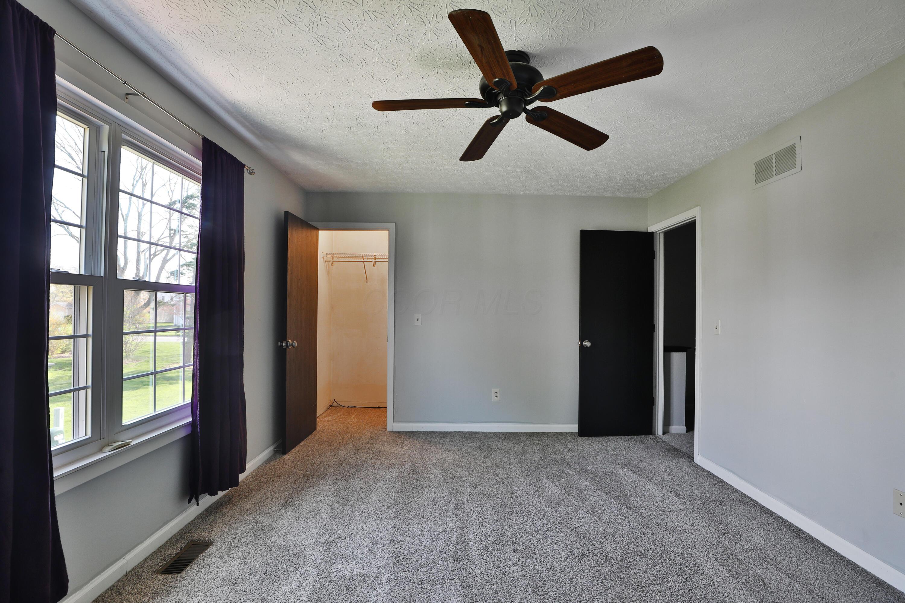 38 Ravine Ridge Drive South Powell, OH 43065 - Photo 23 of 39 38-RavineRidgeS-25