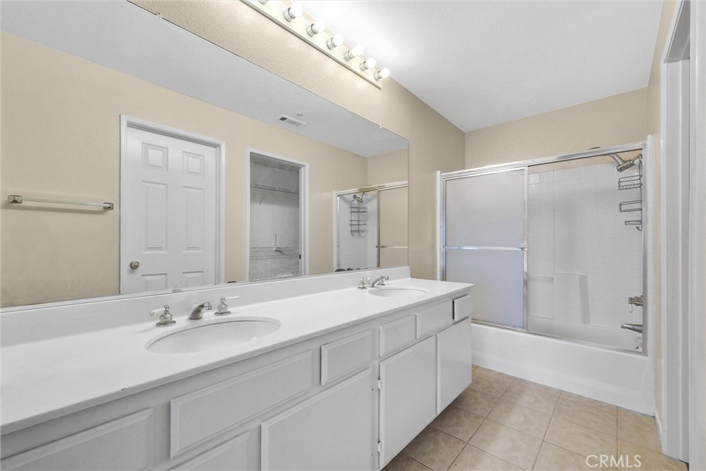 2951 Vía Milano, Unit 202 Corona, CA 92879 - Photo 12 of 29