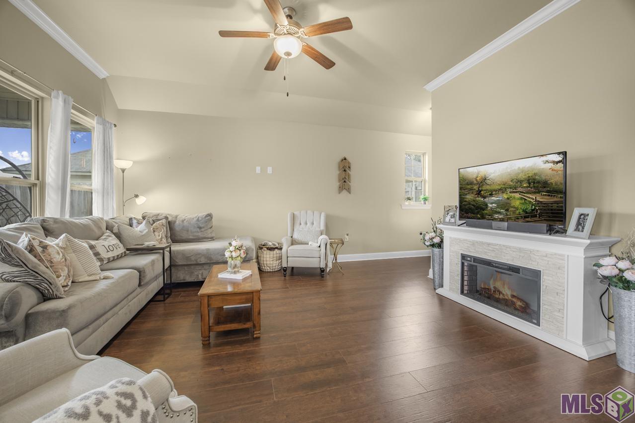20045 Will Hughes Road Livingston, LA 70754 - Photo 4 of 19 Gallery Image 4