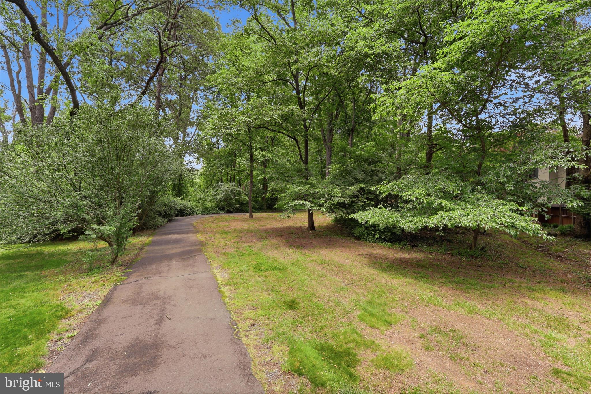 2043 Wethersfield Court Reston, VA 20191 - Photo 33 of 41