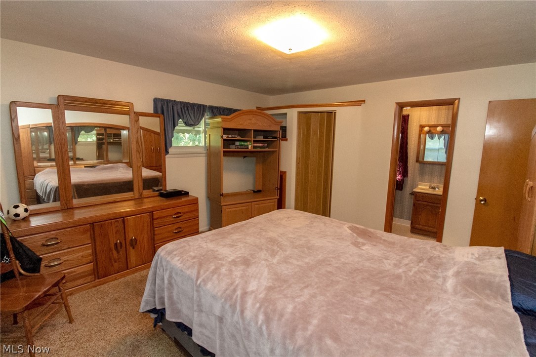 17837 Hicks Road Walton Hills, OH 44146 - Photo 15 of 29
