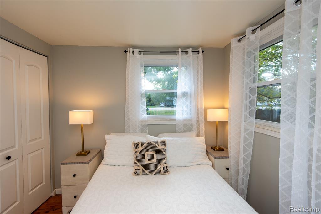 4034 North Genesee Road Flint, MI 48506 - Photo 24 of 36
