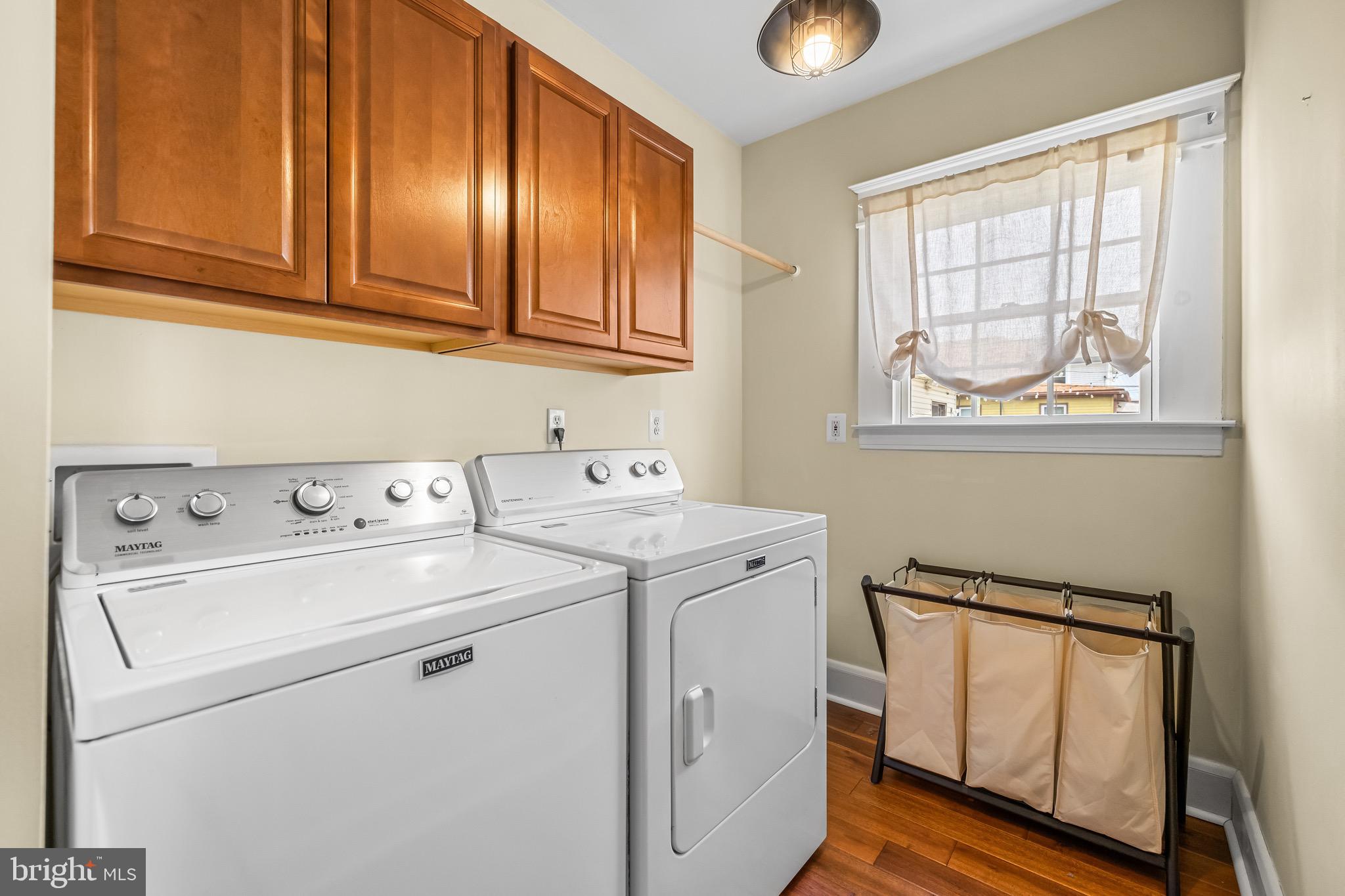 2913 Ritchie Avenue Baltimore, MD 21219 - Photo 13 of 34 a utility room with dryer and washer