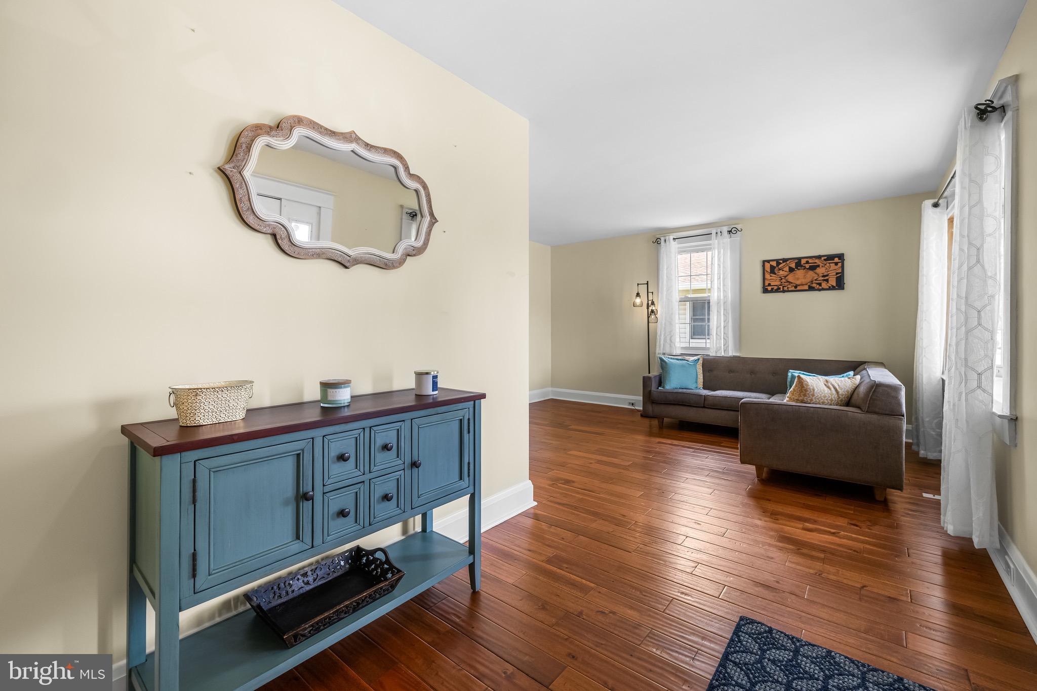 2913 Ritchie Avenue Baltimore, MD 21219 - Photo 3 of 34 a living room with furniture