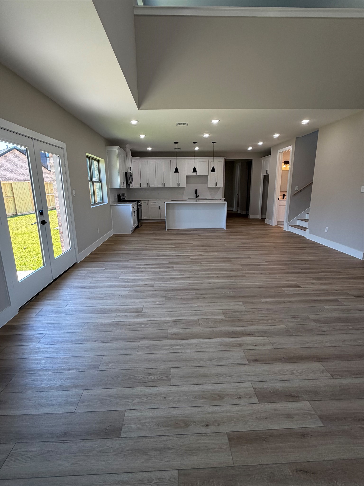 2611 Liguria Lane Spring, TX 77388 - Photo 5 of 25 Gallery Image 5