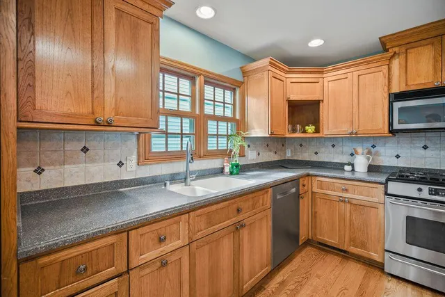 $3,500 | 5160 North Kent Avenue, Whitefish Bay, WI 53217