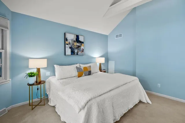 $3,500 | 5160 North Kent Avenue, Whitefish Bay, WI 53217