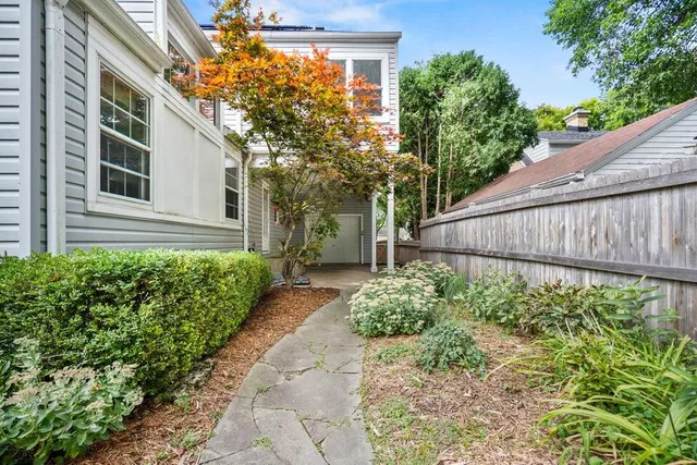 $3,500 | 5160 North Kent Avenue, Whitefish Bay, WI 53217