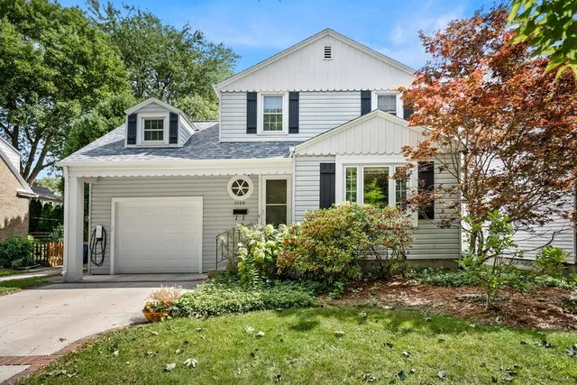 $3,500 | 5160 North Kent Avenue, Whitefish Bay, WI 53217