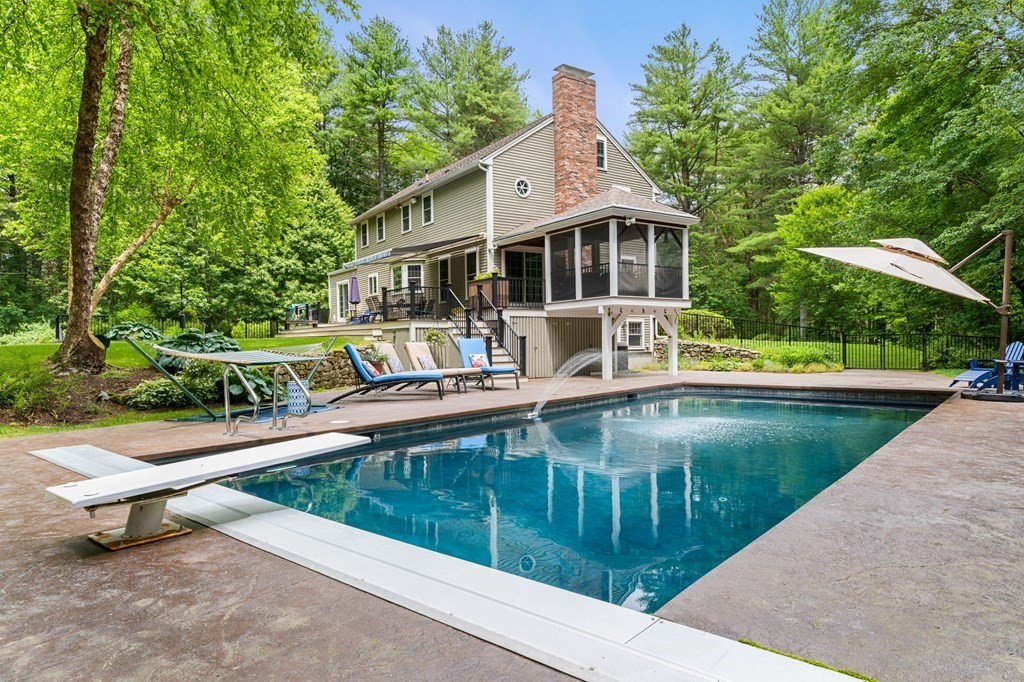 114 Raddin Road Groton, MA 01450 - Photo 2 of 40 Gallery Image 2