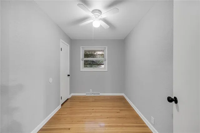 $205,000 | 2700 Englewood Terrace, Independence, MO 64052