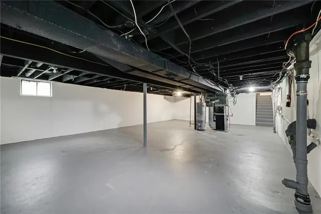 $205,000 | 2700 Englewood Terrace, Independence, MO 64052