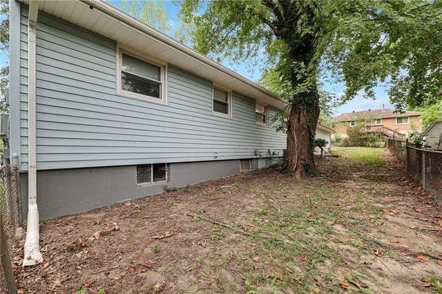 $205,000 | 2700 Englewood Terrace, Independence, MO 64052