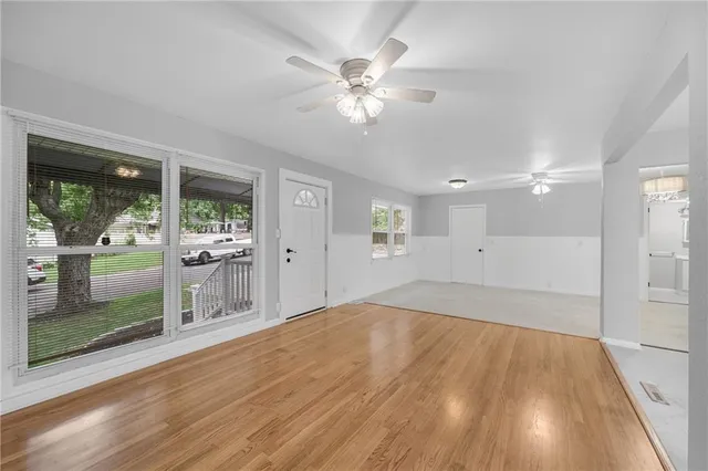 $205,000 | 2700 Englewood Terrace, Independence, MO 64052