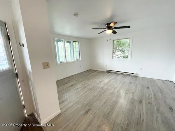 $1,175 | 611 South Webster Avenue, Unit 1, Scranton, PA 18505