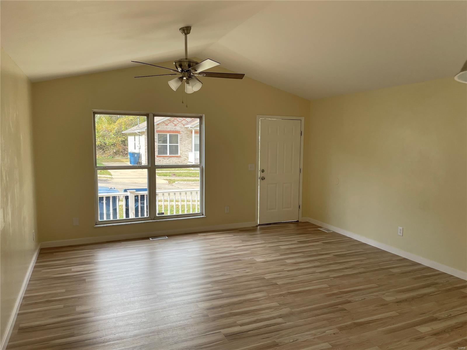 709 Silver Street Alton, IL 62002 - Photo 4 of 14 Gallery Image 4