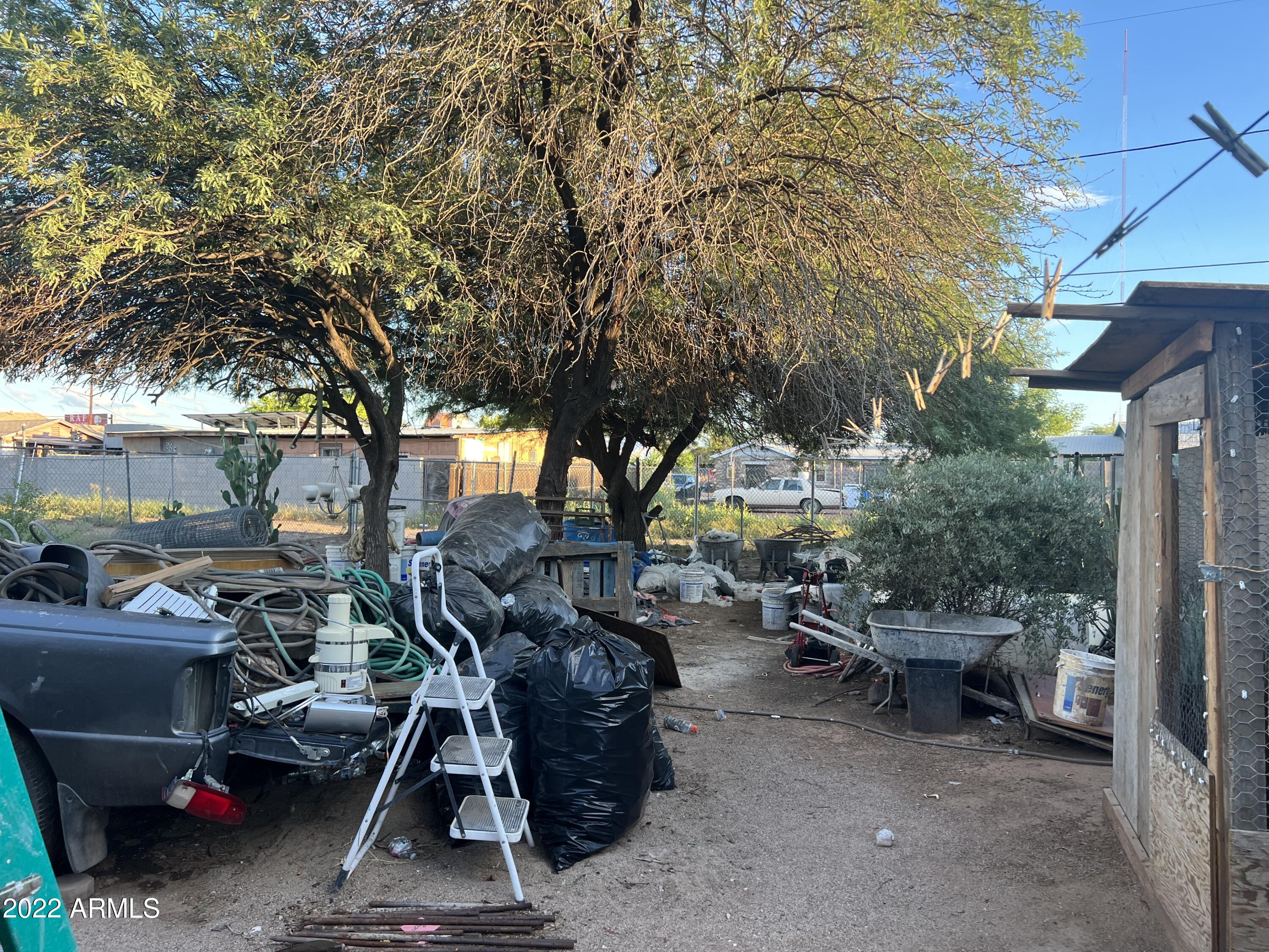 2321 West Hadley Street Phoenix, AZ 85009 - Photo 7 of 20 B018014C-EF24-4E26-9B96-CF863CFC44BA