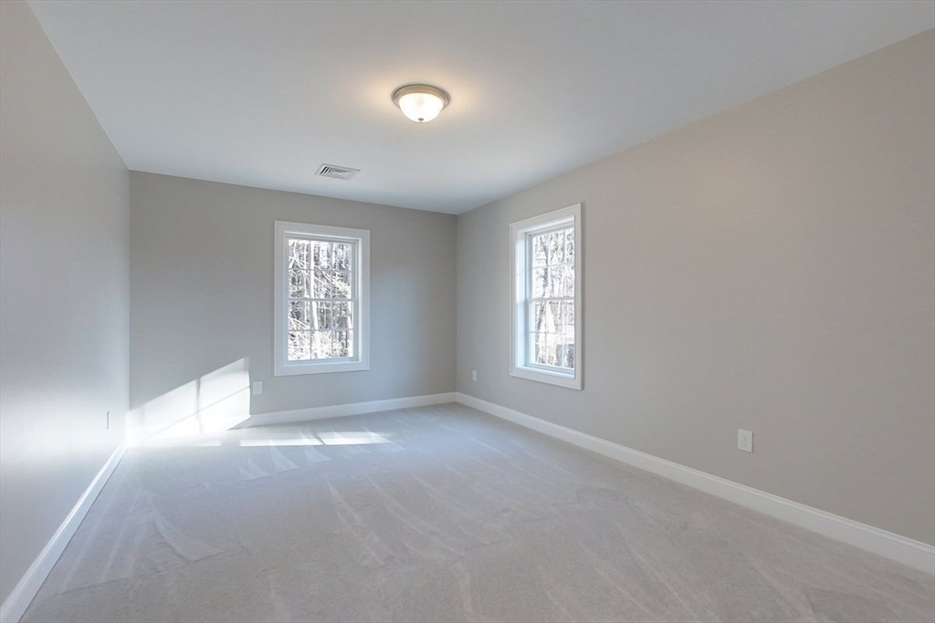 531 Clark Street Gardner, MA 01440 - Photo 27 of 42