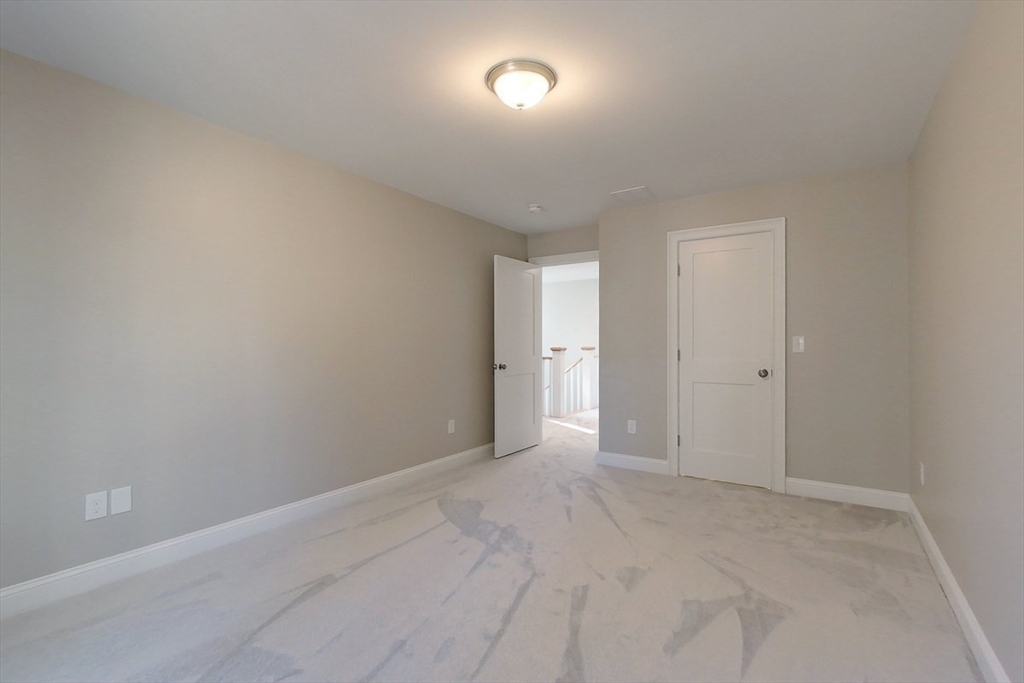 531 Clark Street Gardner, MA 01440 - Photo 30 of 42