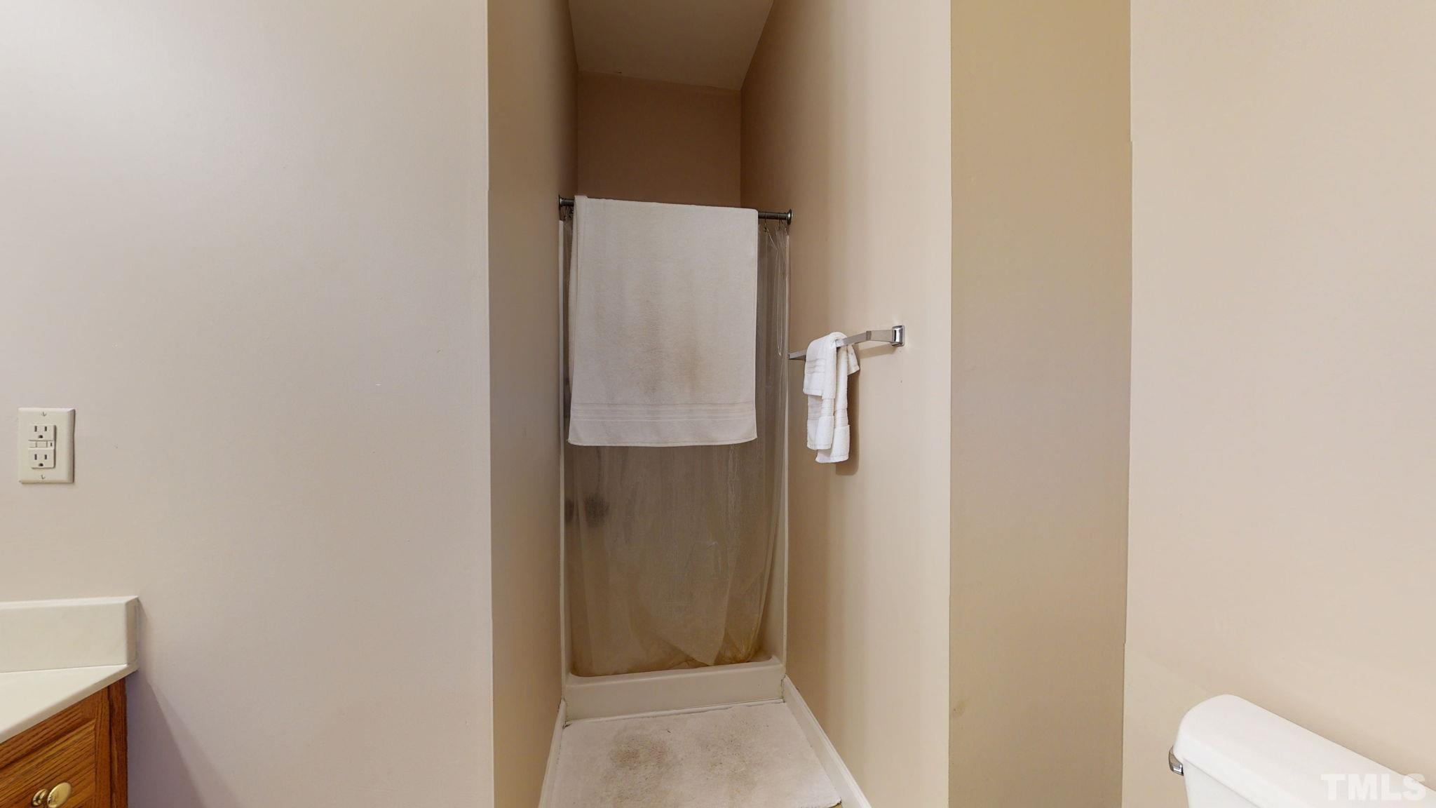 720 Mitchell Road Angier, NC 27501 - Photo 18 of 25 a bathroom with a shower