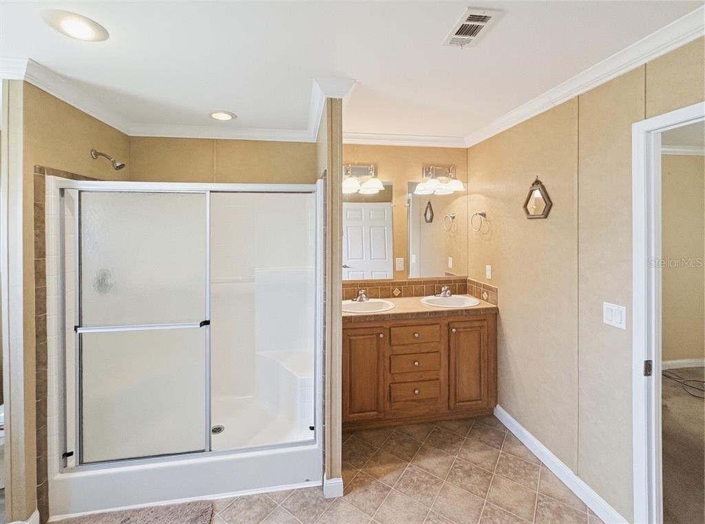 17 Seminole Path Wildwood, FL 34785 - Photo 21 of 22