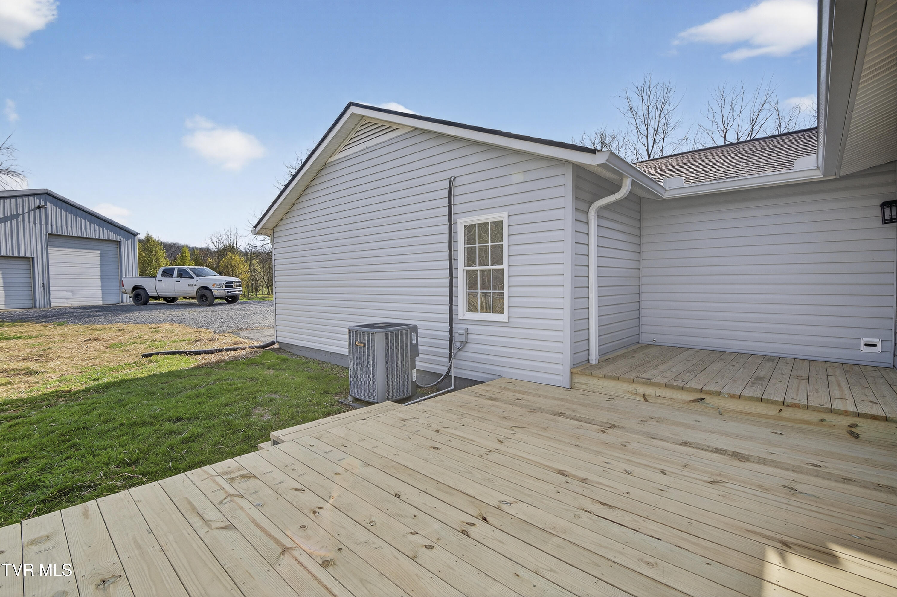1646 Muddy Creek Road Blountville, TN 37617 - Photo 22 of 61 1646-Muddy-Creek-Rd-Blountville-TN Kashi