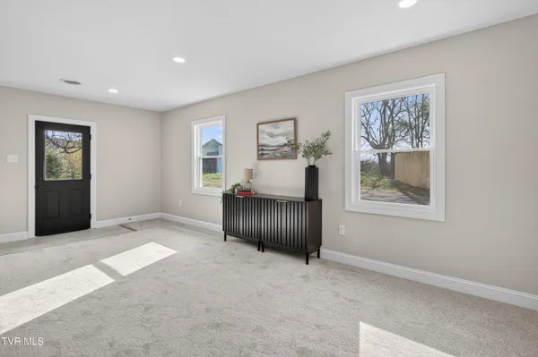 $425,000 | 1646 Muddy Creek Road, Blountville, TN 37617