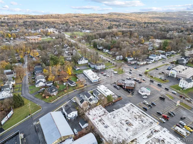 $184,900 | 1516 Valley Drive, Syracuse, NY 13207