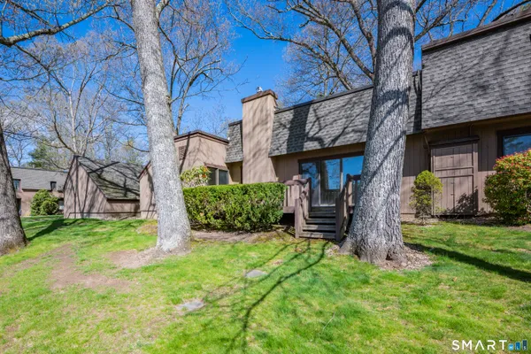 $314,900 | 14 Canterbury Lane, Unit 14, Avon, CT 06001