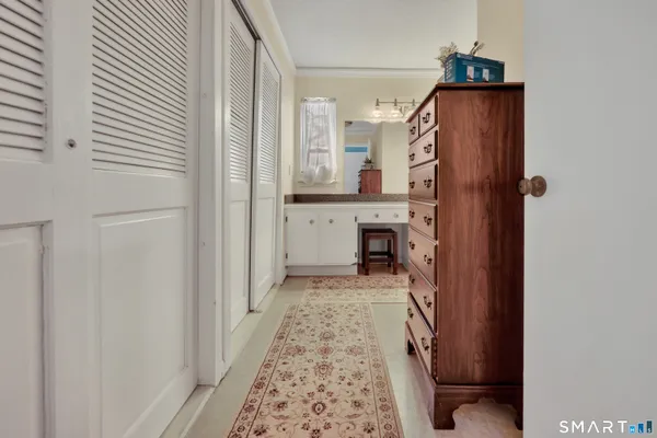 $314,900 | 14 Canterbury Lane, Unit 14, Avon, CT 06001