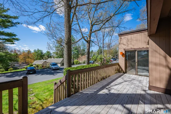 $314,900 | 14 Canterbury Lane, Unit 14, Avon, CT 06001