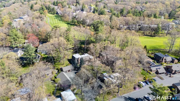 $314,900 | 14 Canterbury Lane, Unit 14, Avon, CT 06001
